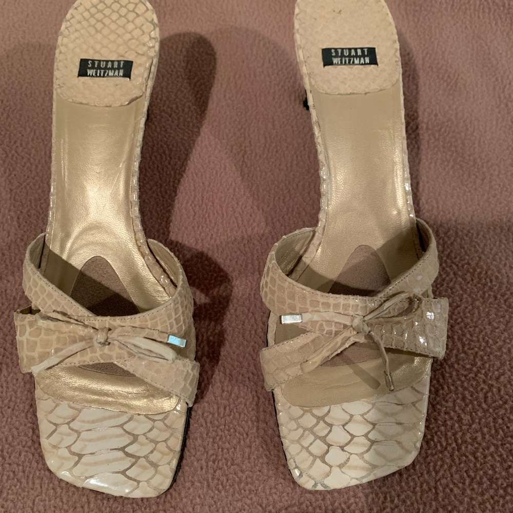 Stuart Weitzman  open toe slip on sandals